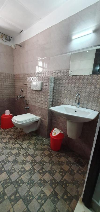 Indraprastha Tourist Home Chottanikara المظهر الخارجي الصورة